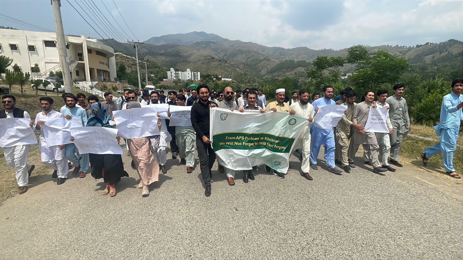 499928819_1111324267695584_3971082176091204490_n