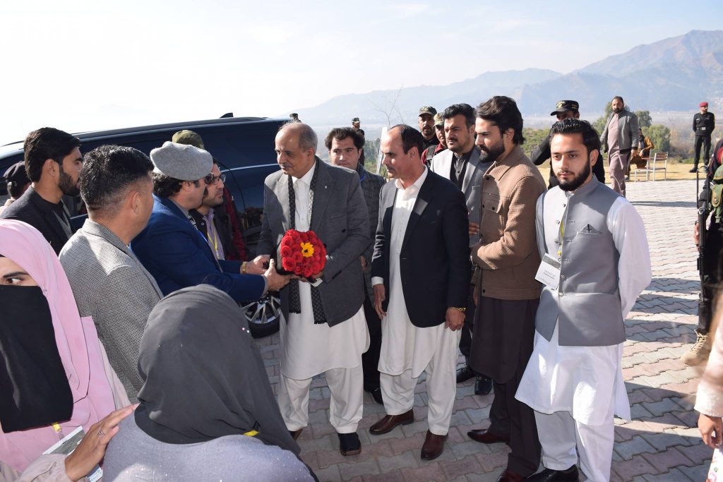 597242347_1270935568401119_8817735131844883377_n